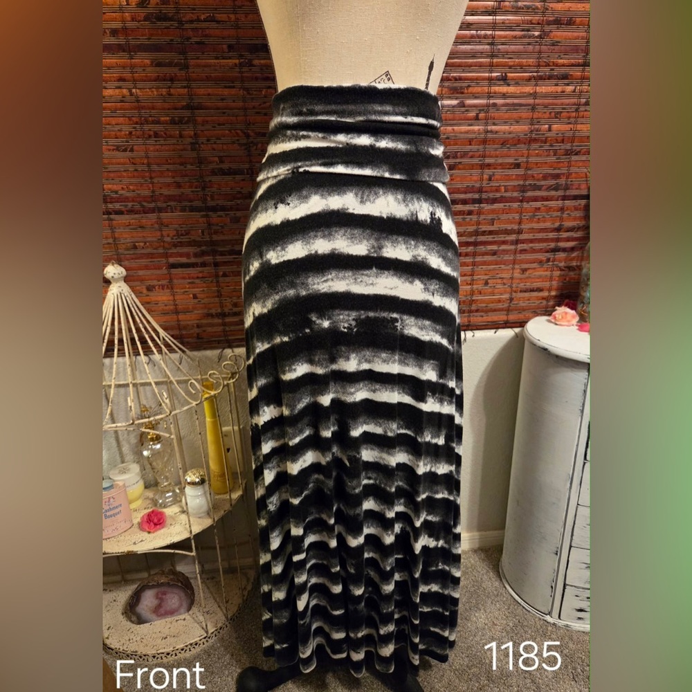Black & White Striped Maxi Skirt